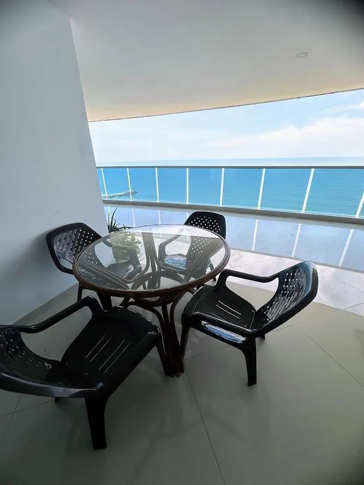 Front Ocean View Penthouse Cartagena Apartment